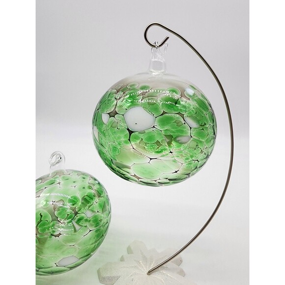 5.5" Pair Of Hand Blown Art Glass Witches Ball Christmas Ornament Green Orbs - Picture 5 of 5